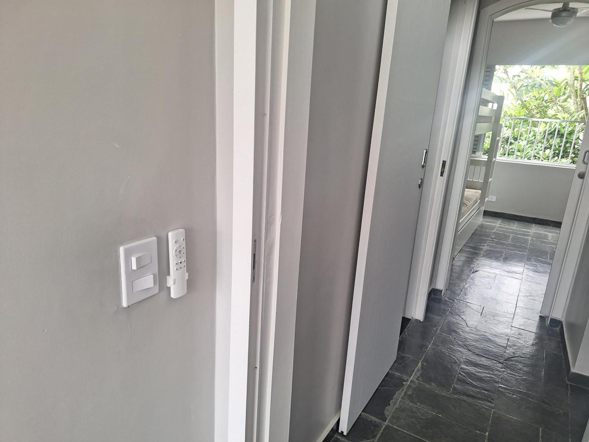 Apartamento Duplex Pe Na Areia, Do Tombo - Guaruja/sp.